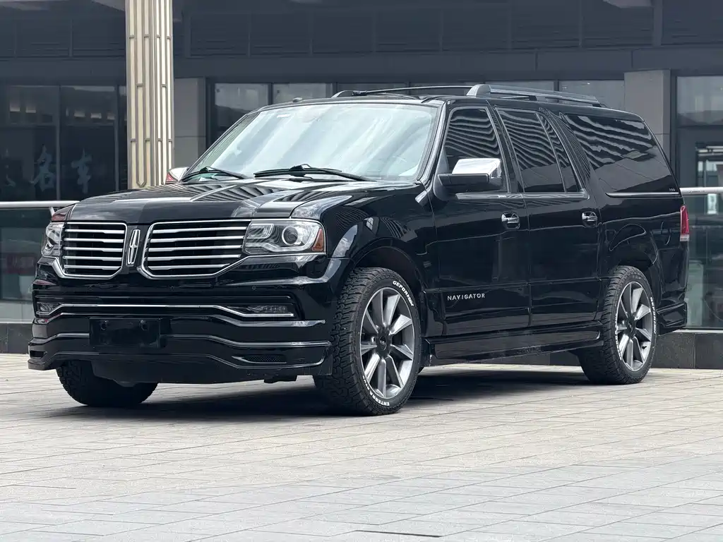 Lincoln Navigator 2017 — фото 1
