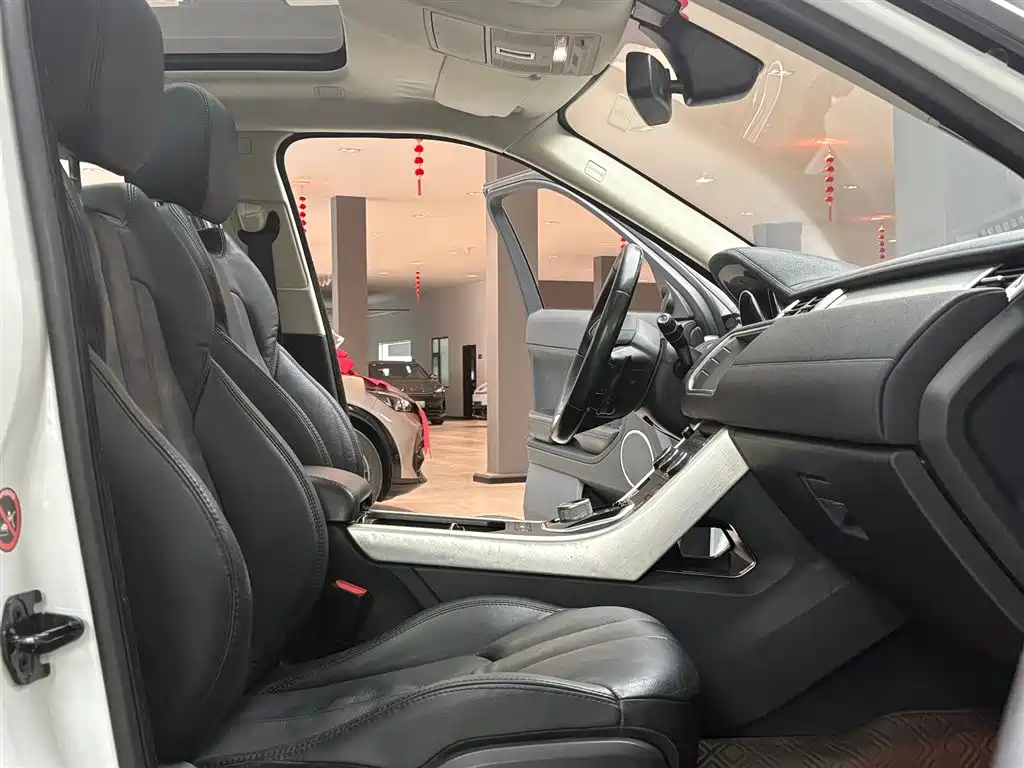 Land Rover Evoque 2014 — фото 13