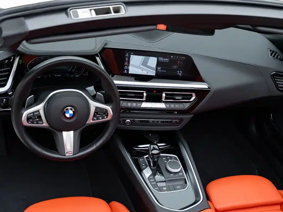 BMW Z4 2023 — фото 10