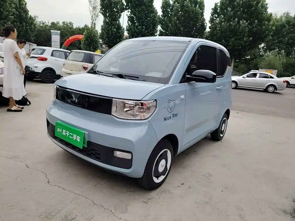 Wuling MINIEV 2022 — фото 1
