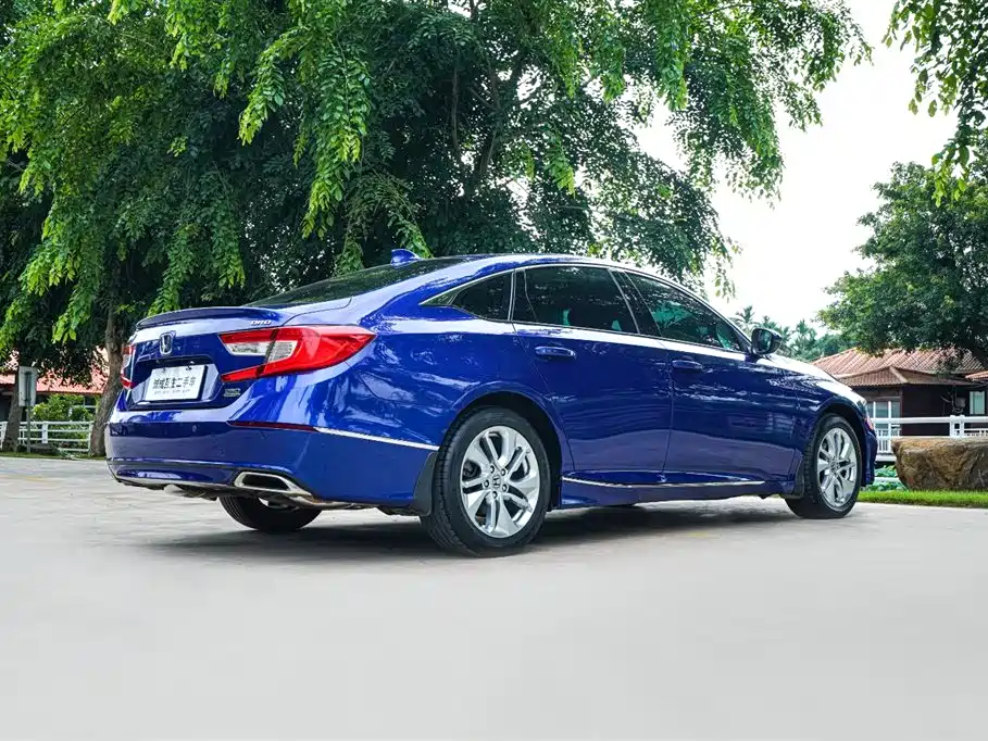 Honda Accord 2018 — фото 6