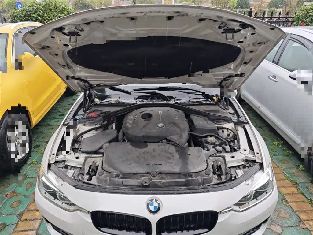 BMW 3 Series 2017 — фото 11