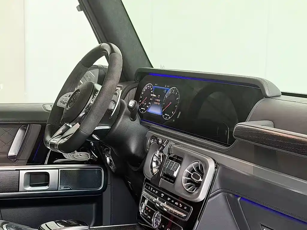 Mercedes-Benz G-Class AMG 2023 — фото 9