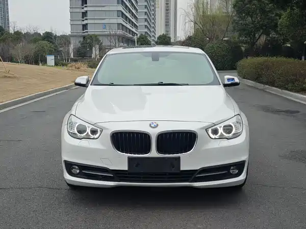 BMW 5 Series GT 2015