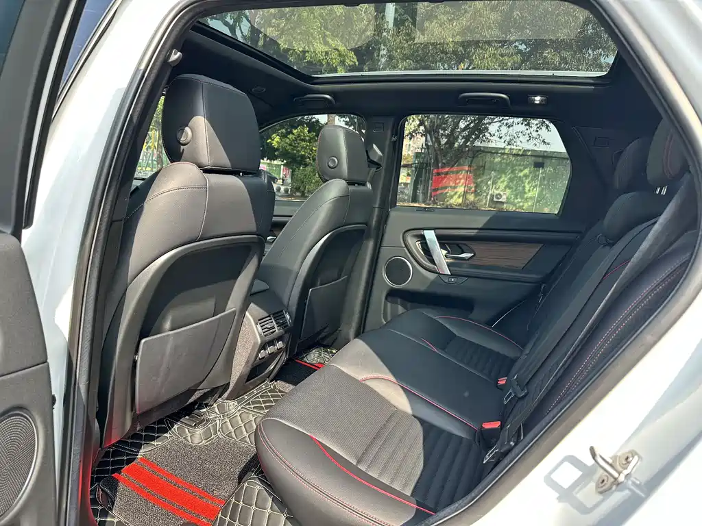 Land Rover Discovery Sport 2022 — фото 11