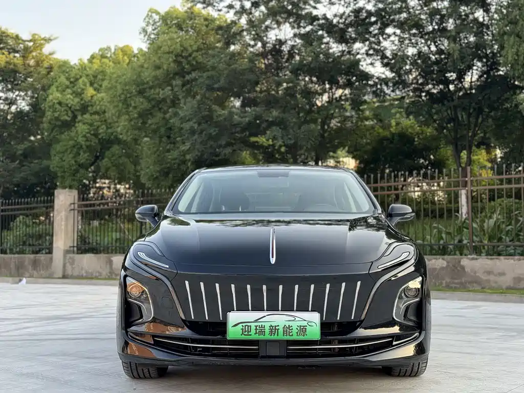 Hongqi E-QM5 2023 — фото 2