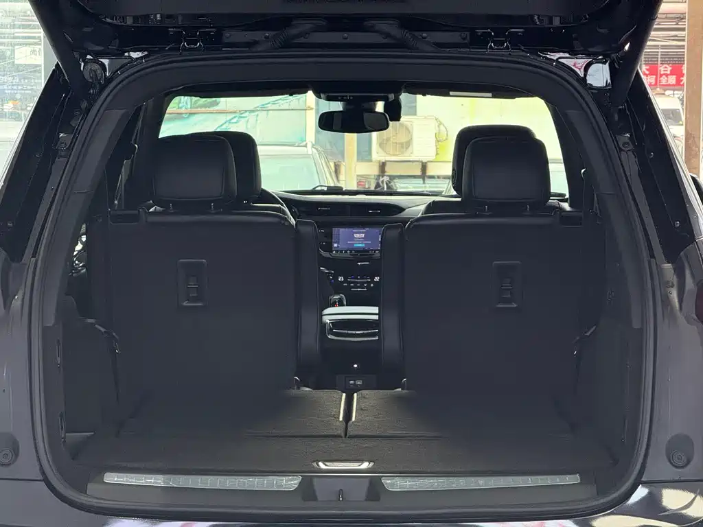 Cadillac XT6 2021 — фото 16