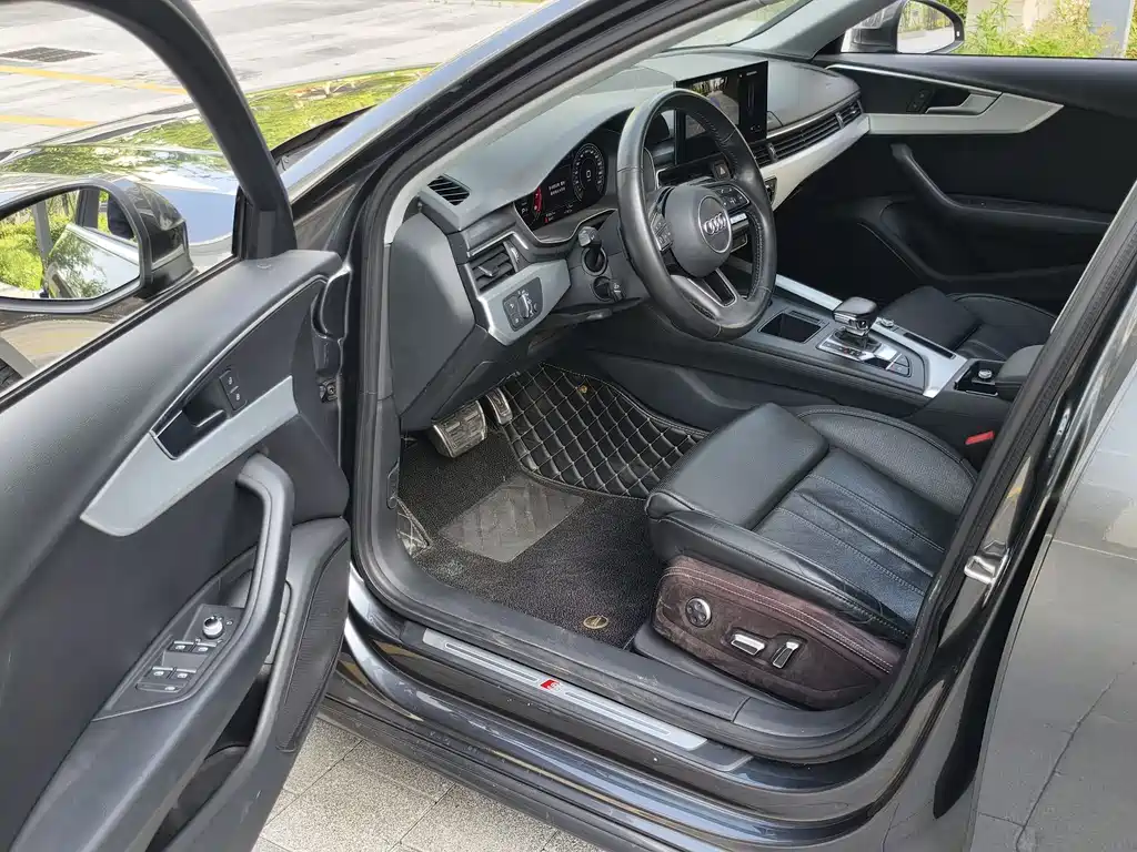 Audi A4L 2020