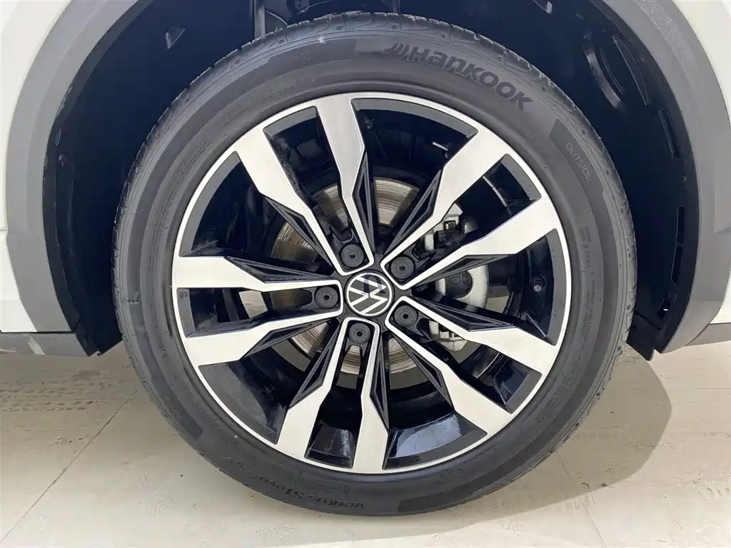 Volkswagen T-Roc 2022 — фото 13