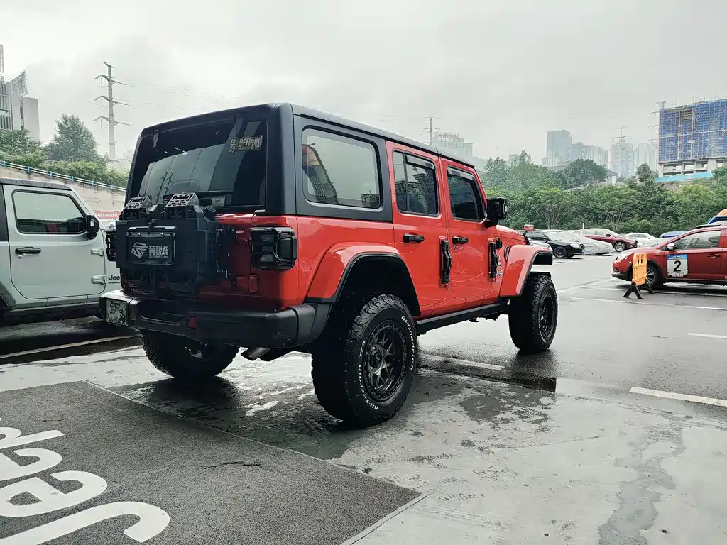 Jeep Wrangler PHEV 2023 — фото 17