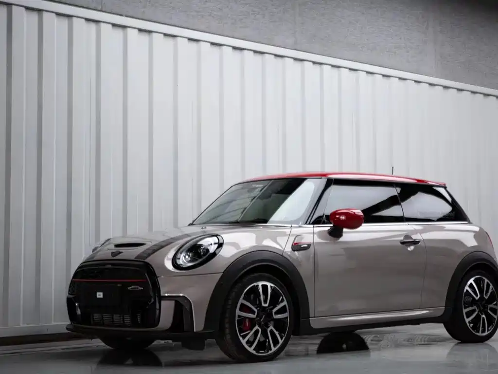 MINI JCW 2022