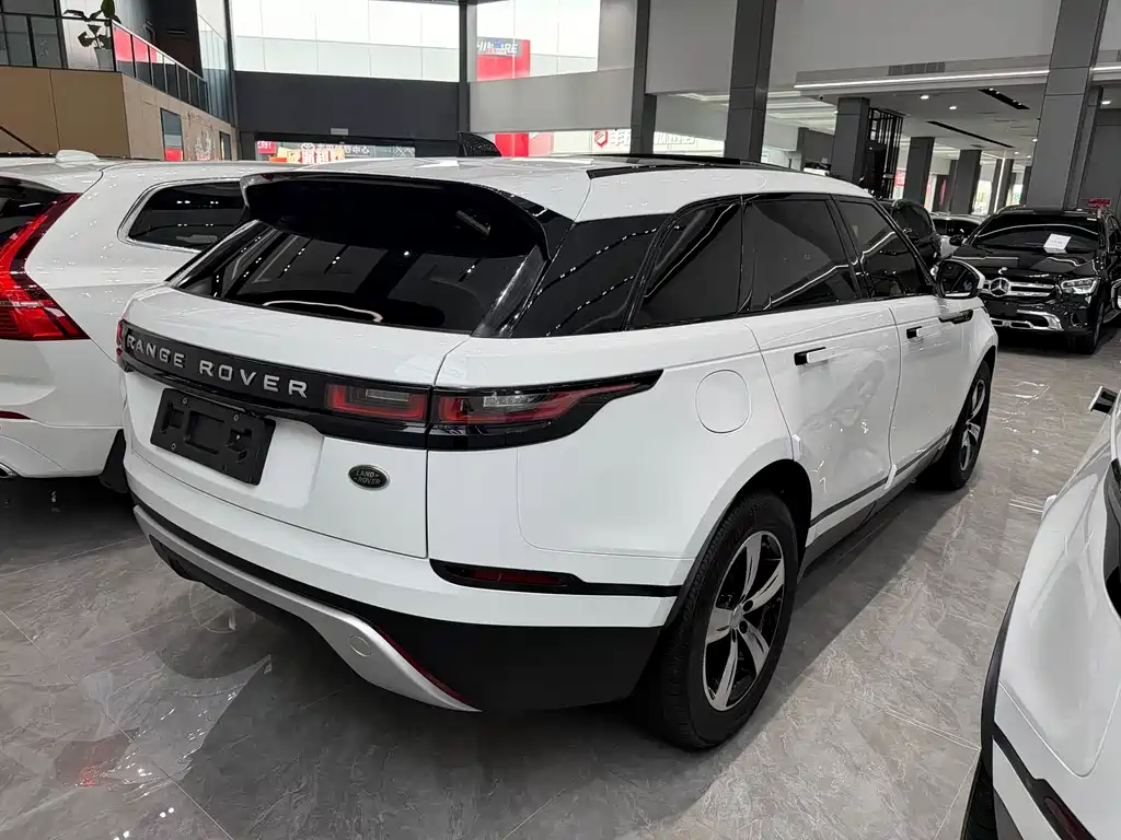 Land Rover Velar 2019 — фото 9