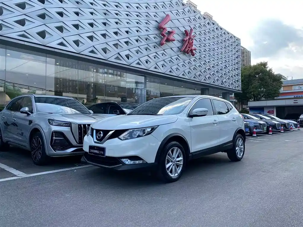 Nissan Qashqai 2016 — фото 1