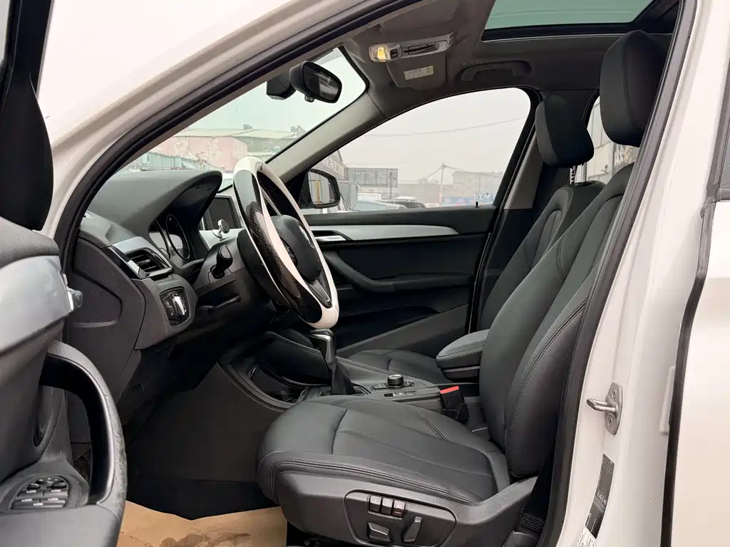 BMW X1 2018 — фото 11