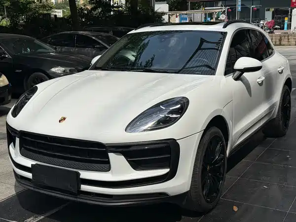 Porsche Macan 2022