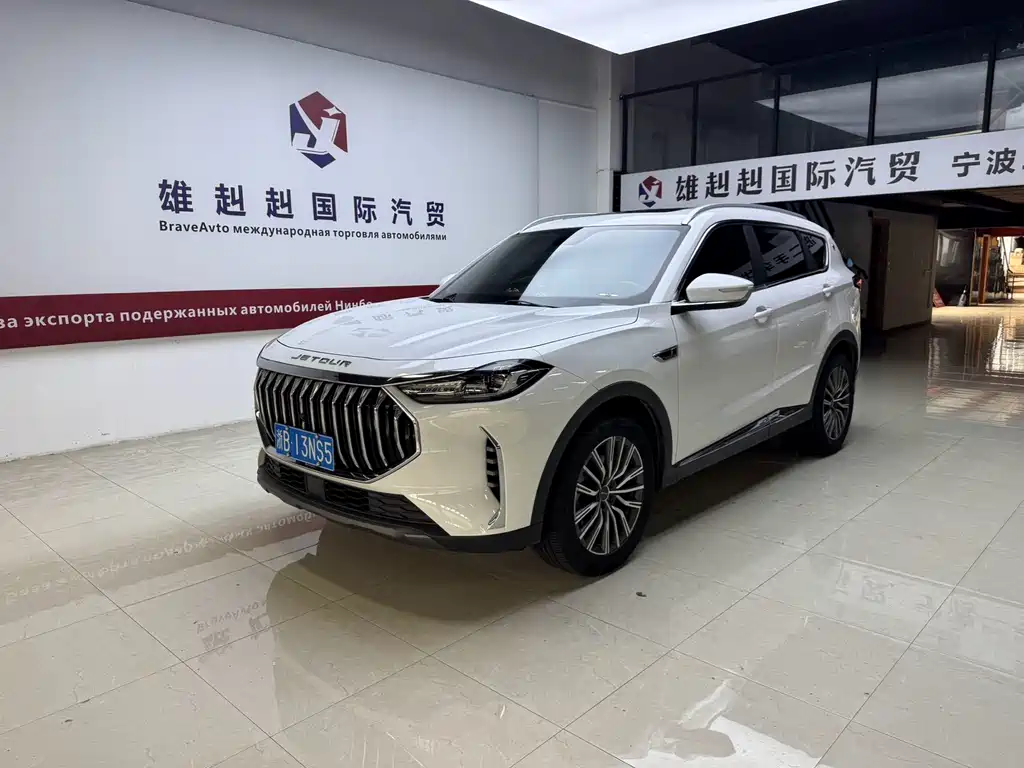 Jetour X70 PLUS 2023 — фото 1
