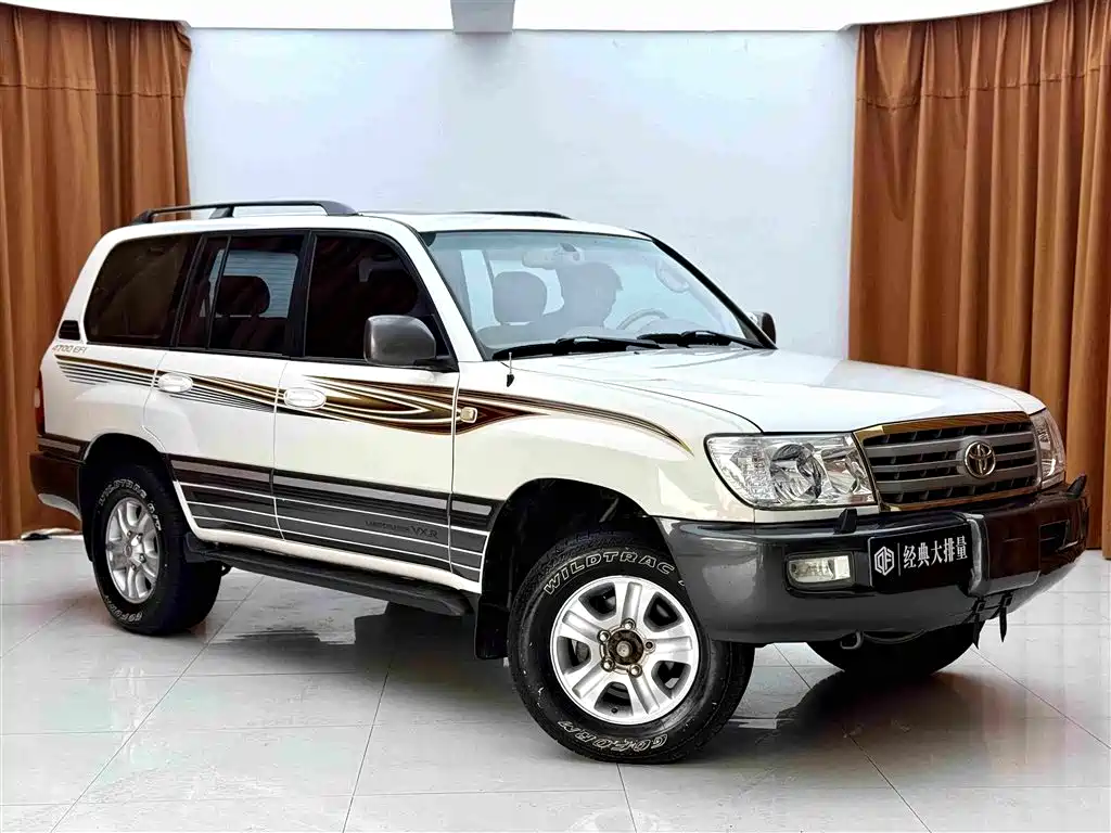 Toyota Land Cruiser 2005 — фото 3