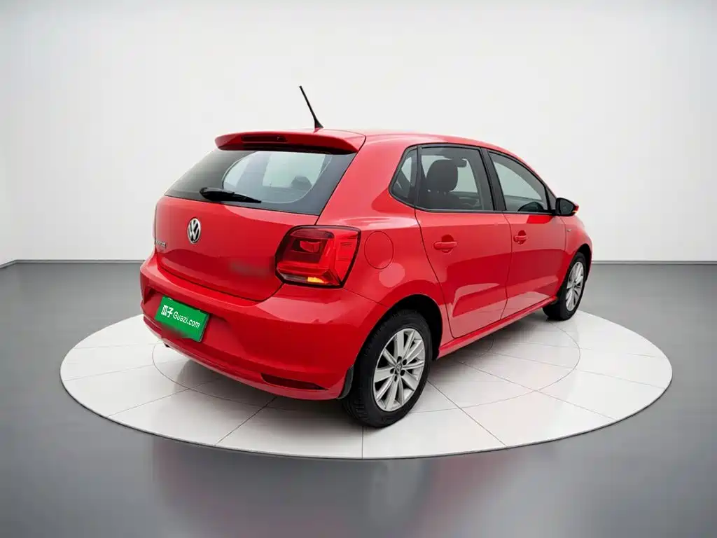 Volkswagen Polo 2015 — фото 7
