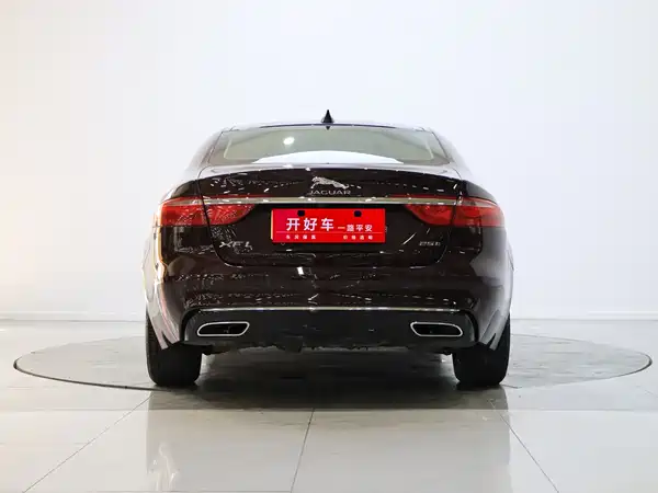 Jaguar XFL 2017
