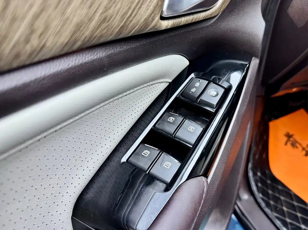 GAC Motor Trumpchi M8 2020 — фото 21