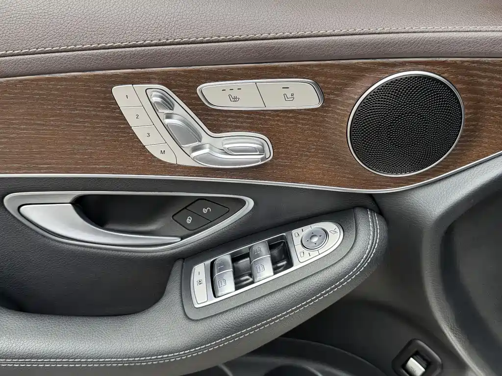 Mercedes-Benz GLC 2022 — фото 16