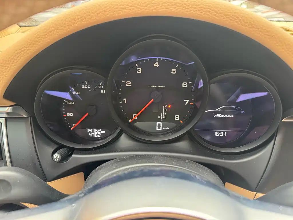 Porsche Macan 2015 — фото 10
