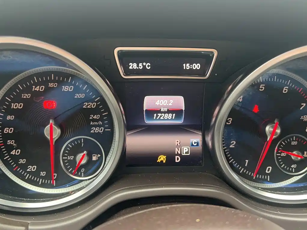 Mercedes-Benz GLE 2018 — фото 12