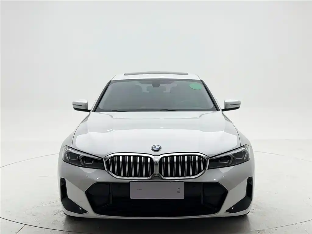 BMW 3 Series 2023 — фото 2