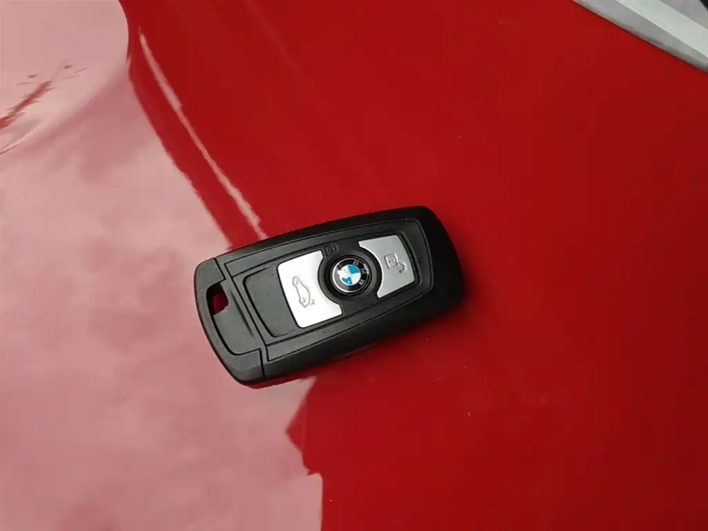 BMW X4 2015 — фото 9