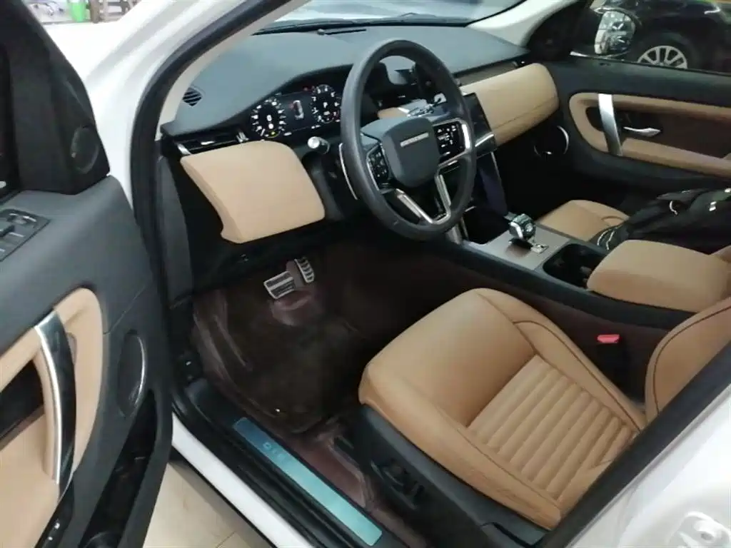 Land Rover Discovery Sport 2025 — фото 16