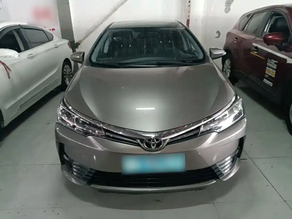 Toyota Corolla 2019 — фото 3