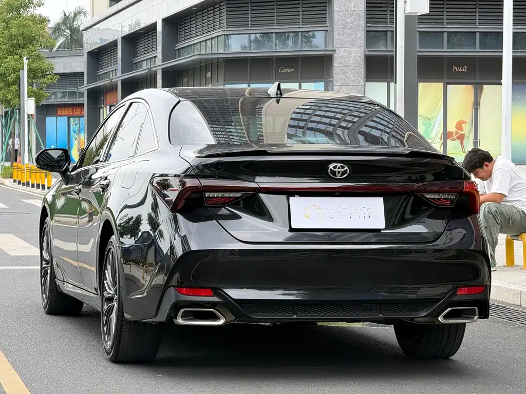 Toyota Avalon 2023 — фото 21