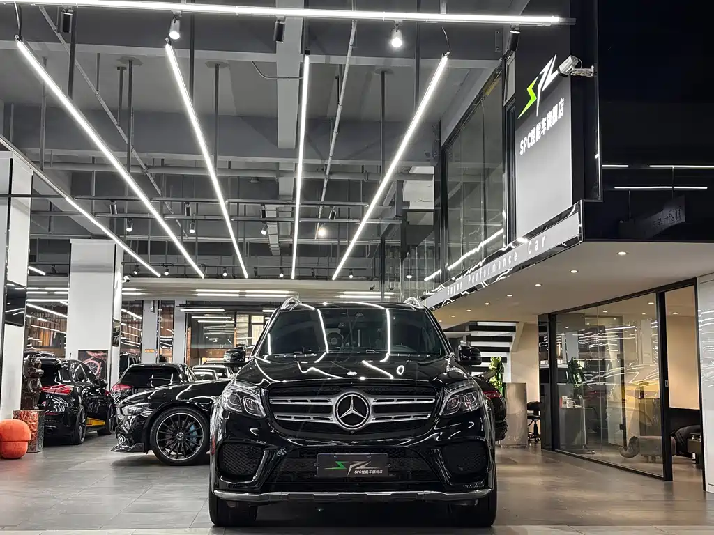 Mercedes-Benz GLS 2017 — фото 2