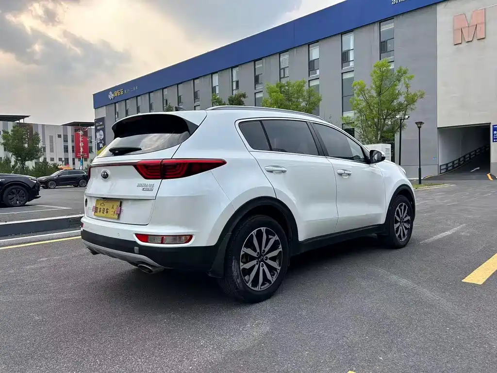 Kia KX5 2018 — фото 15