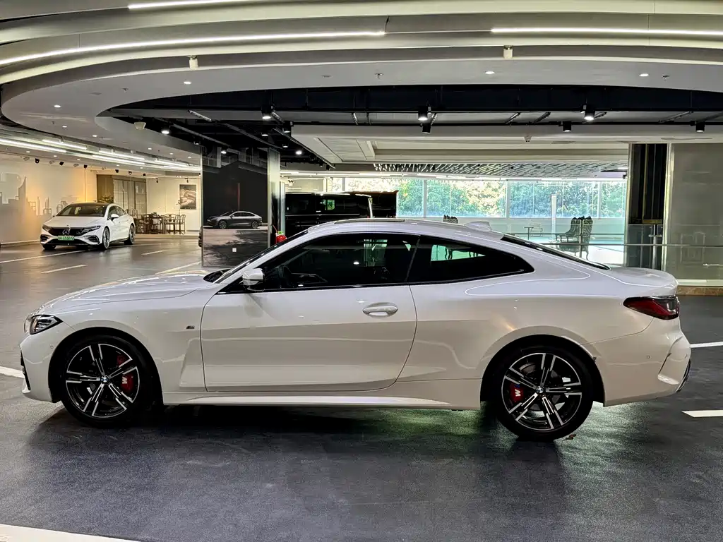 BMW 4 Series 2021 — фото 26