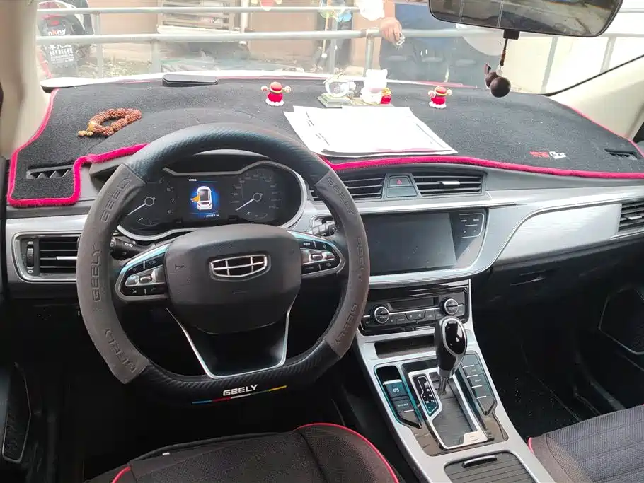 Geely Emgrand GS 2019 — фото 12