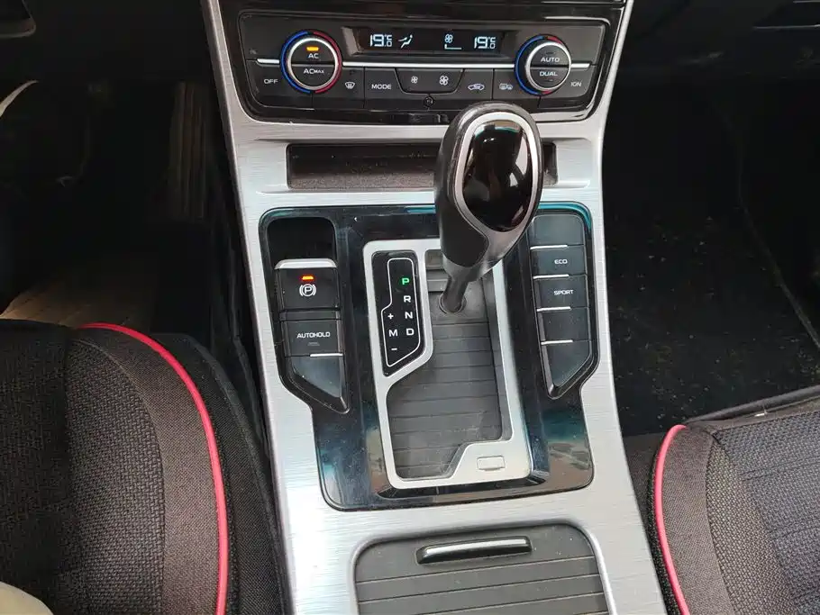 Geely Emgrand GS 2019 — фото 16