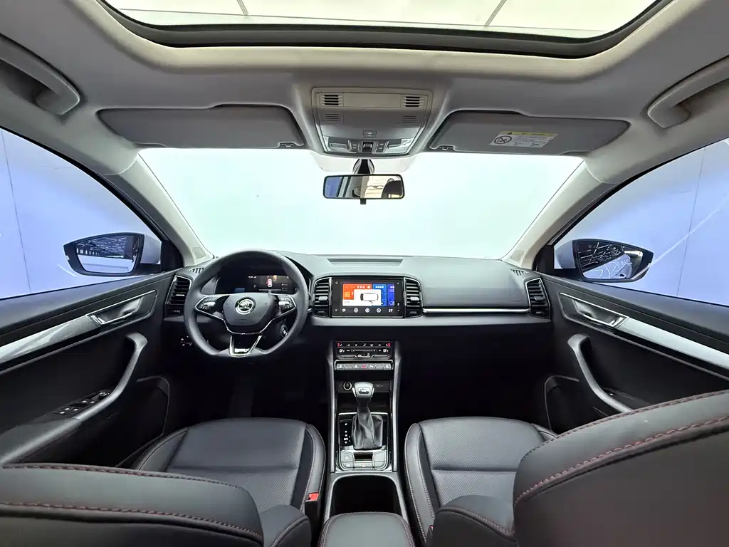 Skoda Karoq 2023 — фото 19