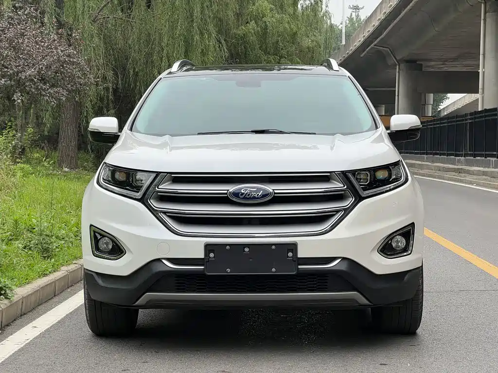 Ford Edge 2017 — фото 2