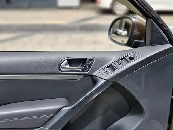 Volkswagen Tiguan 2014