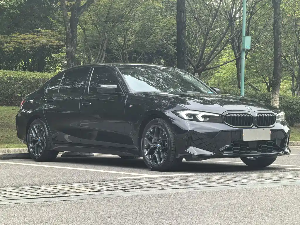 BMW 3 Series 2025
