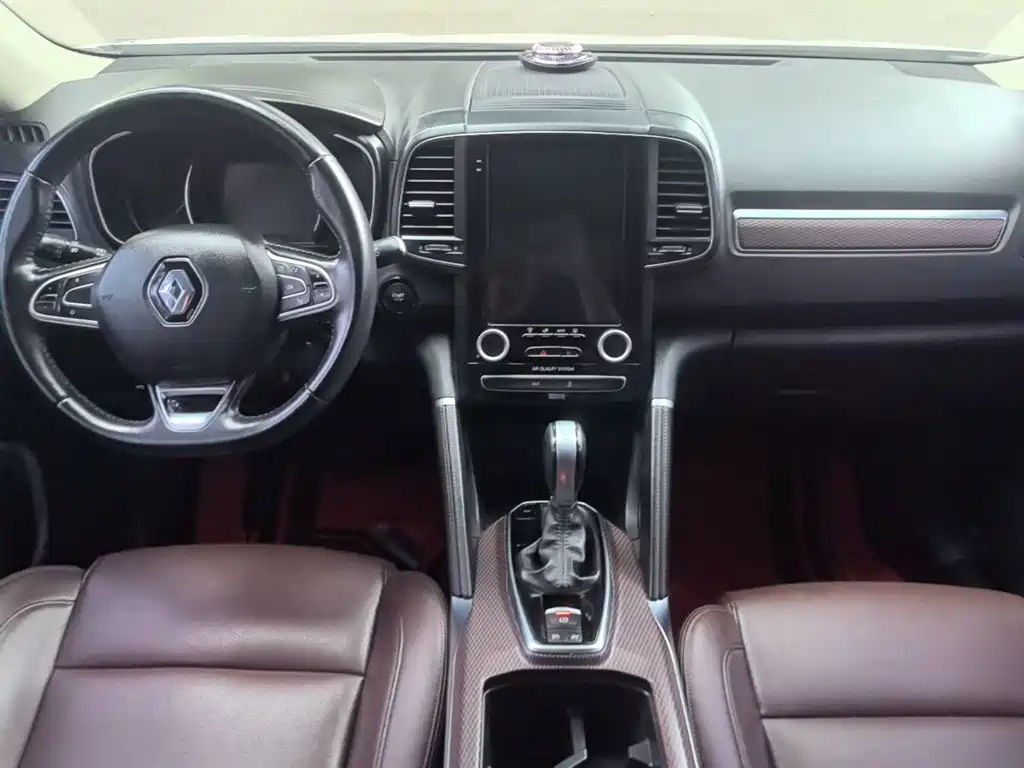 Renault Koleos 2018 — фото 10