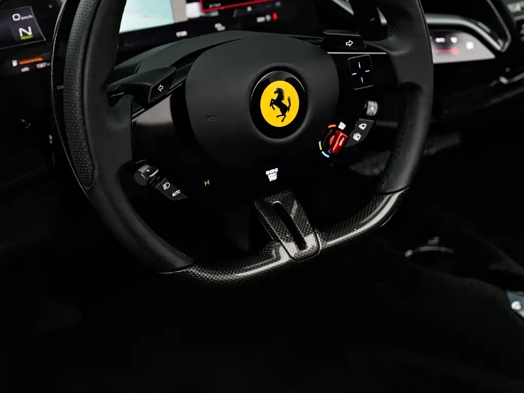 Ferrari SF90 2024 — фото 12
