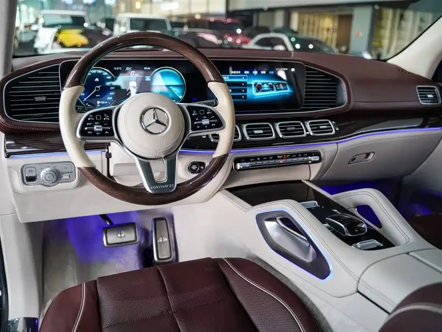 Mercedes-Benz GLS 2021 — фото 2