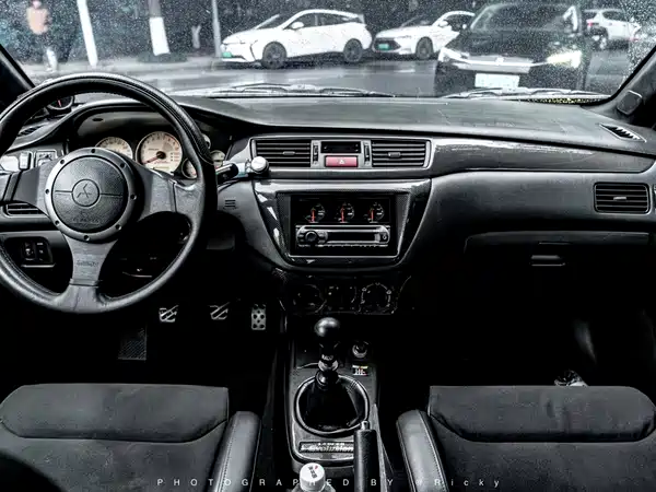 Mitsubishi LANCER 2007