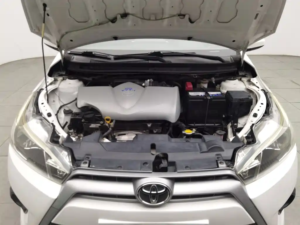 Toyota Yaris L 2016
