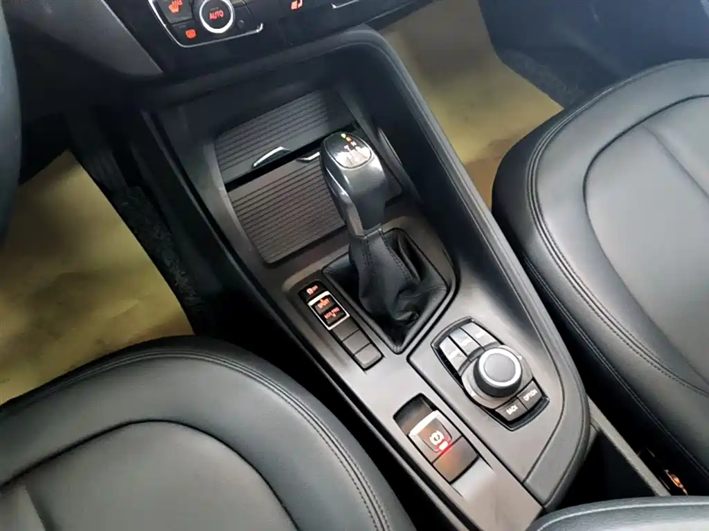 BMW X1 2017 — фото 14