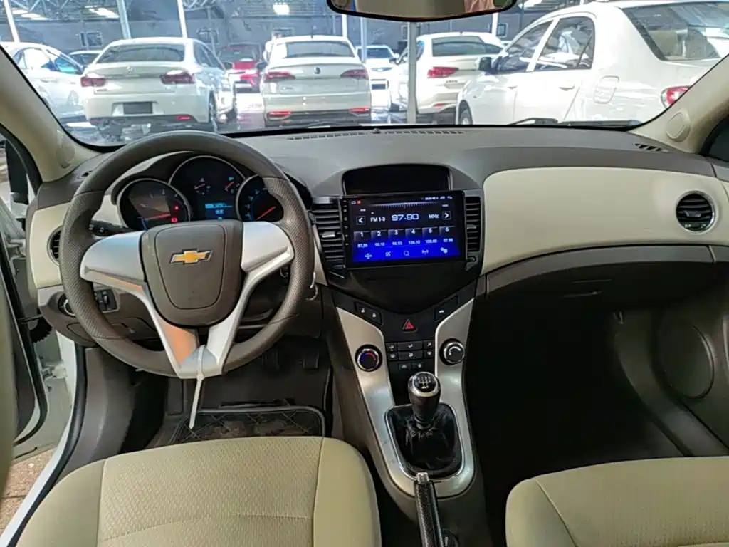 Chevrolet Cruze 2014 — фото 10