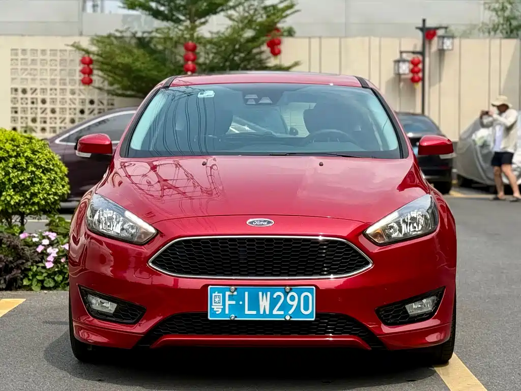 Ford Focus 2016 — фото 2