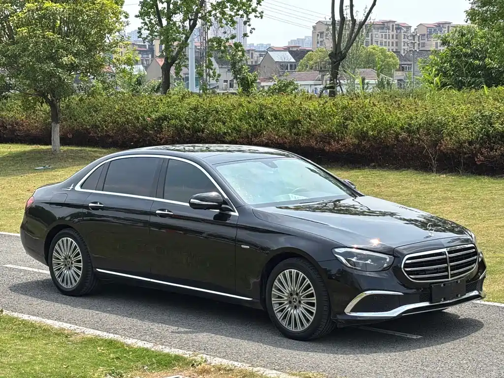 Mercedes-Benz E-Class 2020 — фото 3